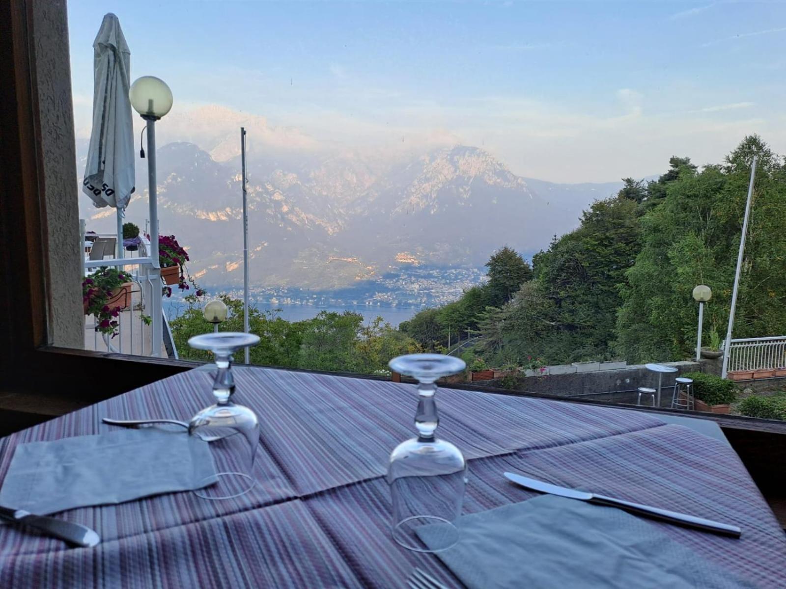 Provinciale 79 Hotel Magreglio Buitenkant foto